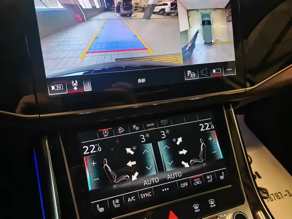 Audi Q7 2023 из CN, фото 8