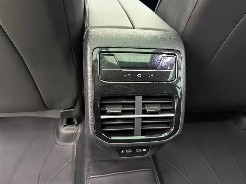 Volkswagen Passat — фото 3