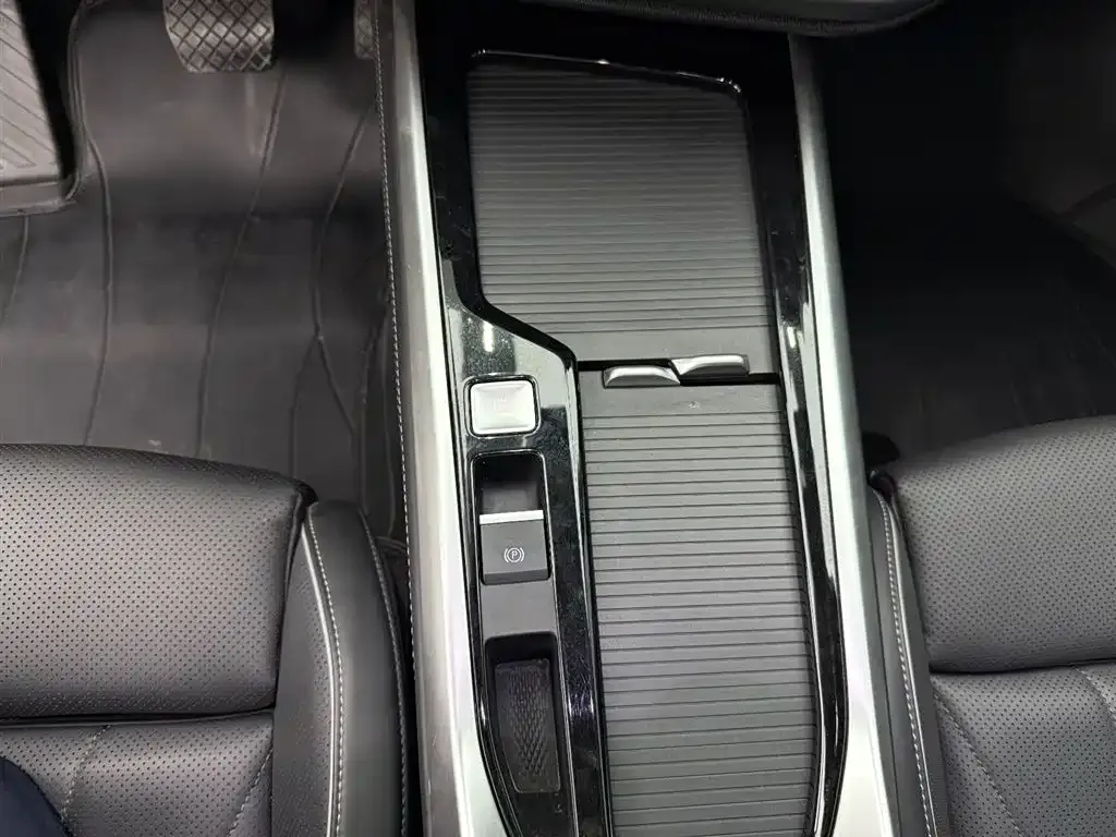 Volkswagen Passat — фото 9