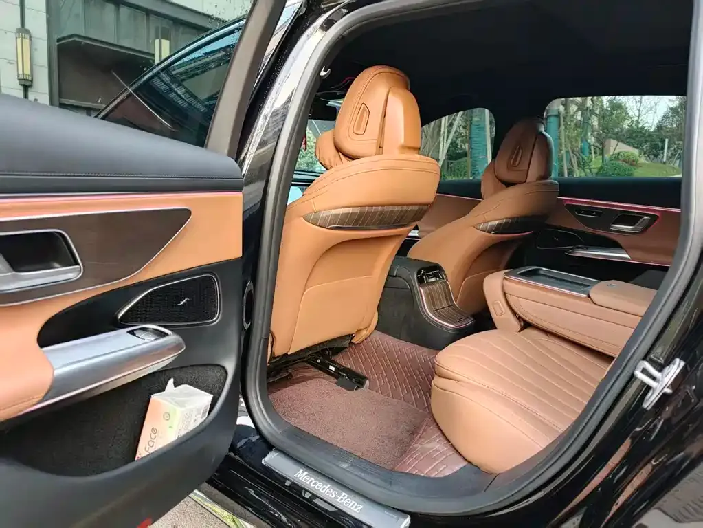 Mercedes-Benz E-Class 2025 из CN, фото 2