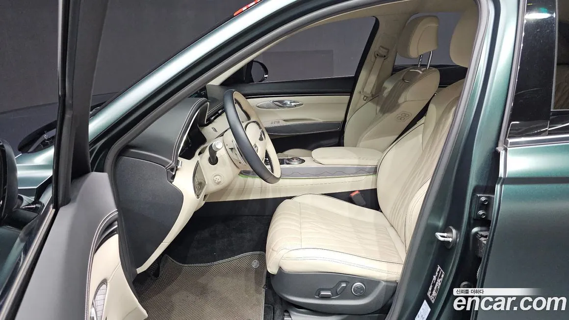 Genesis GV70 2023 из KR, фото 6