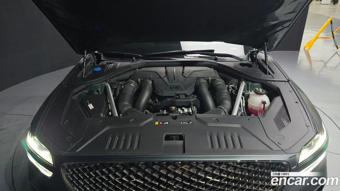 Genesis GV70 2023 из KR, фото 4
