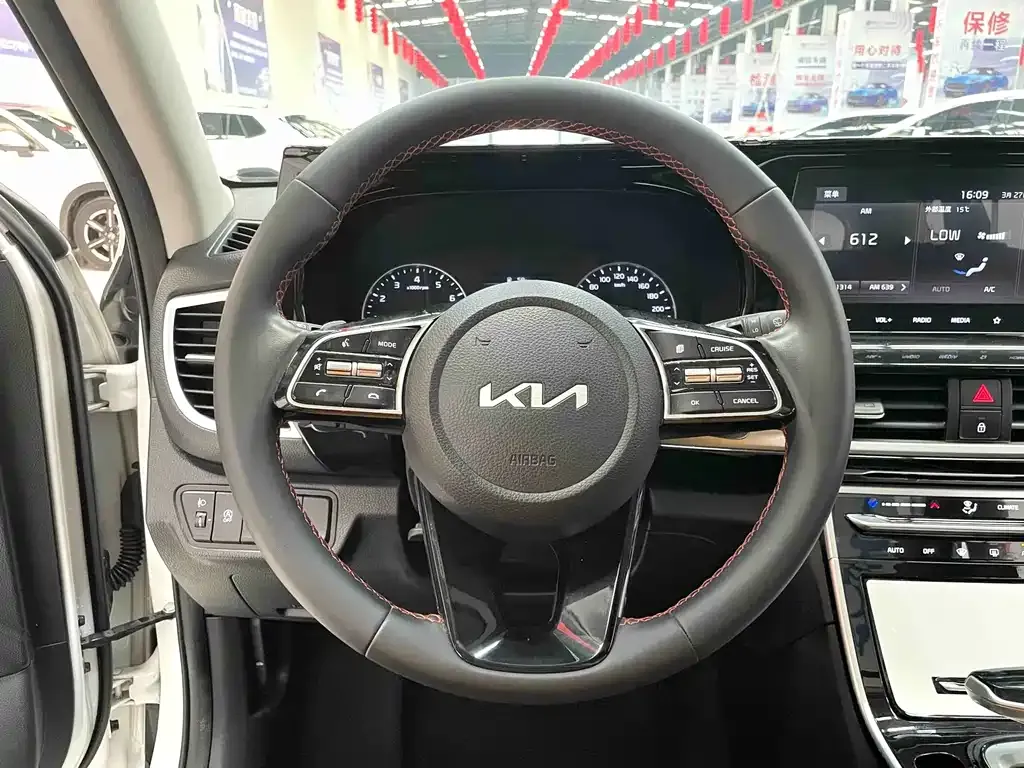 Kia KX3 2022 из CN, фото 9