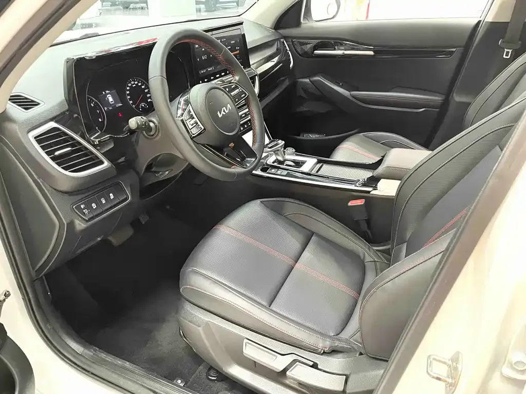 Kia KX3 2022 из CN, фото 6