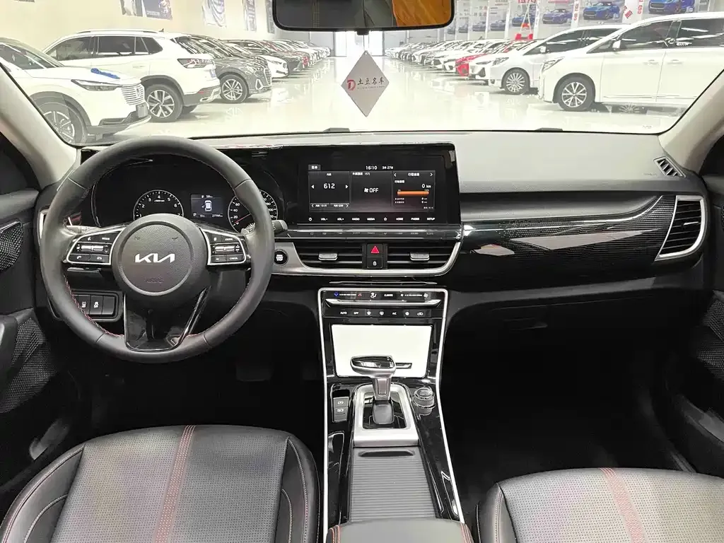 Kia KX3 2022 из CN, фото 8