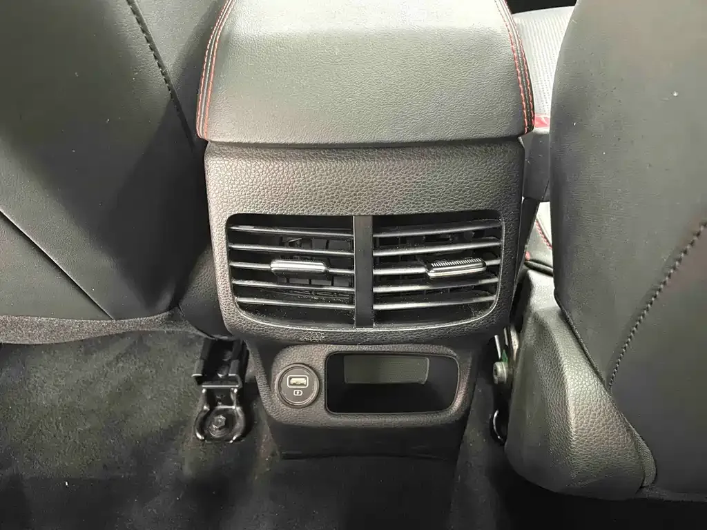Kia KX3 2022 из CN, фото 10