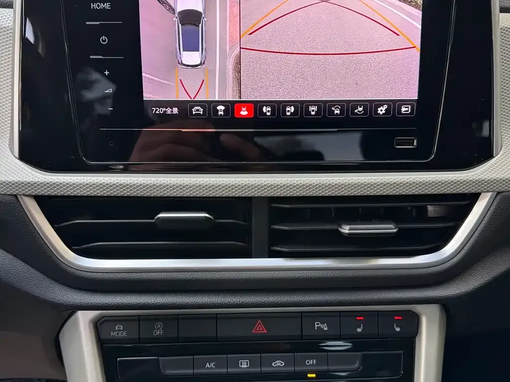 Volkswagen T-Roc 2023 из CN, фото 5