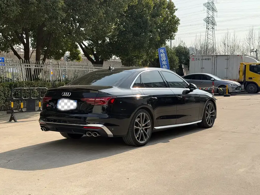Audi S4 2021 из CN, фото 8
