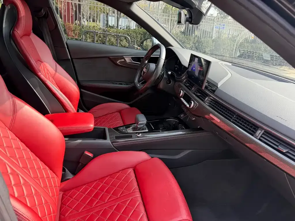 Audi S4 2021 из CN, фото 9