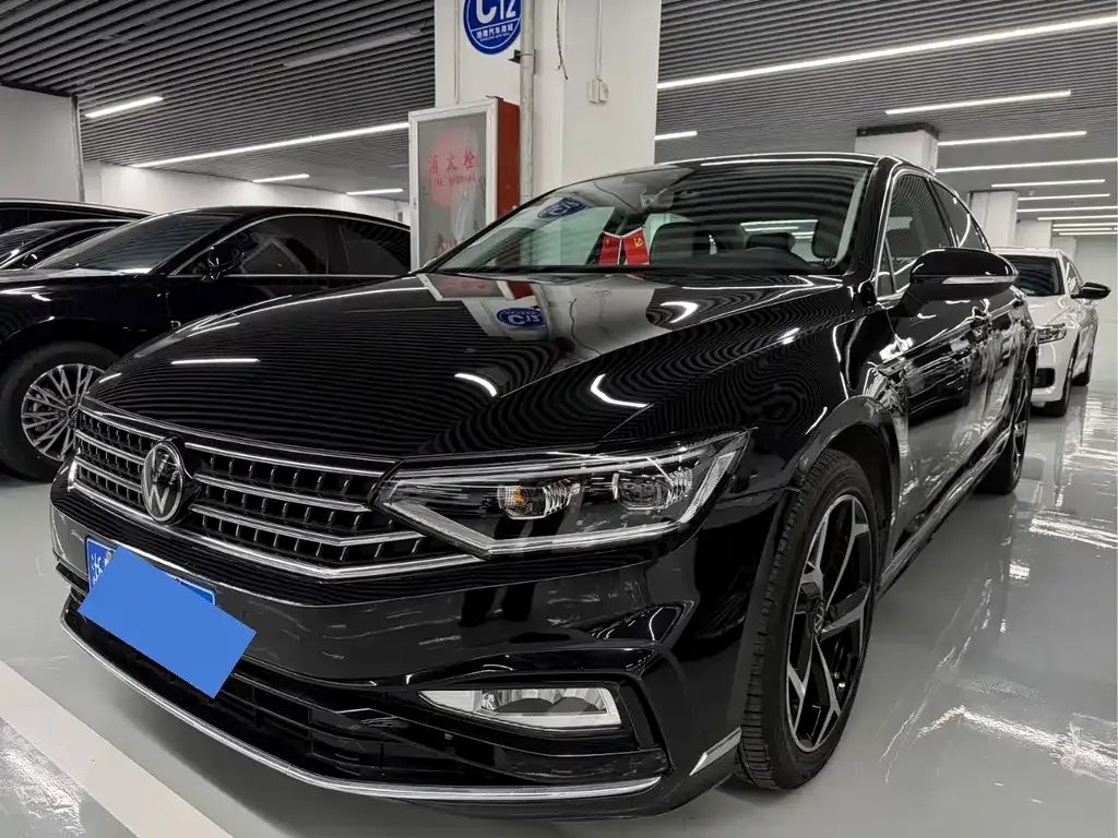 Volkswagen Magotan 2023 из CN, фото 1