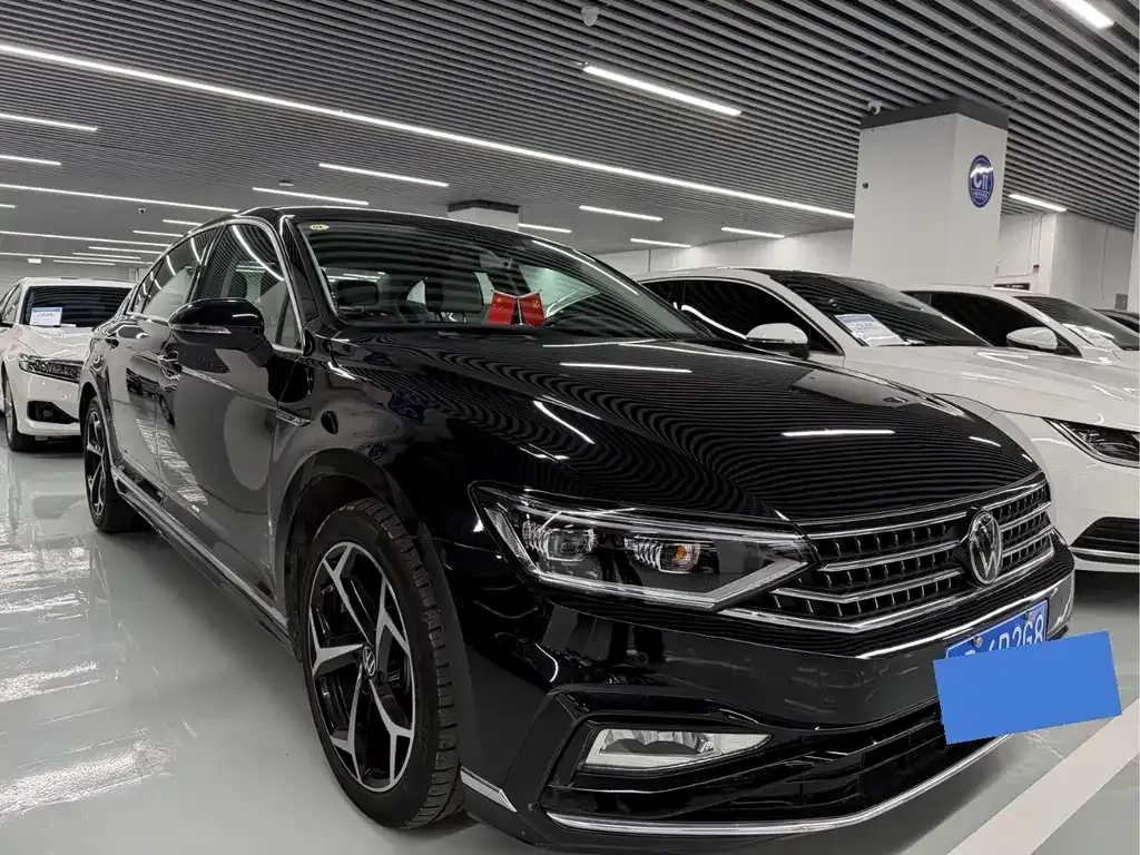 Volkswagen Magotan 2023 из CN, фото 8