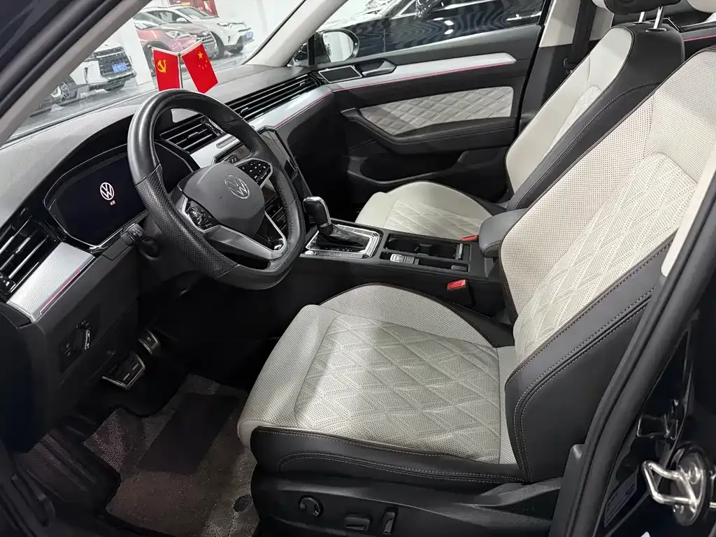 Volkswagen Magotan 2023 из CN, фото 10