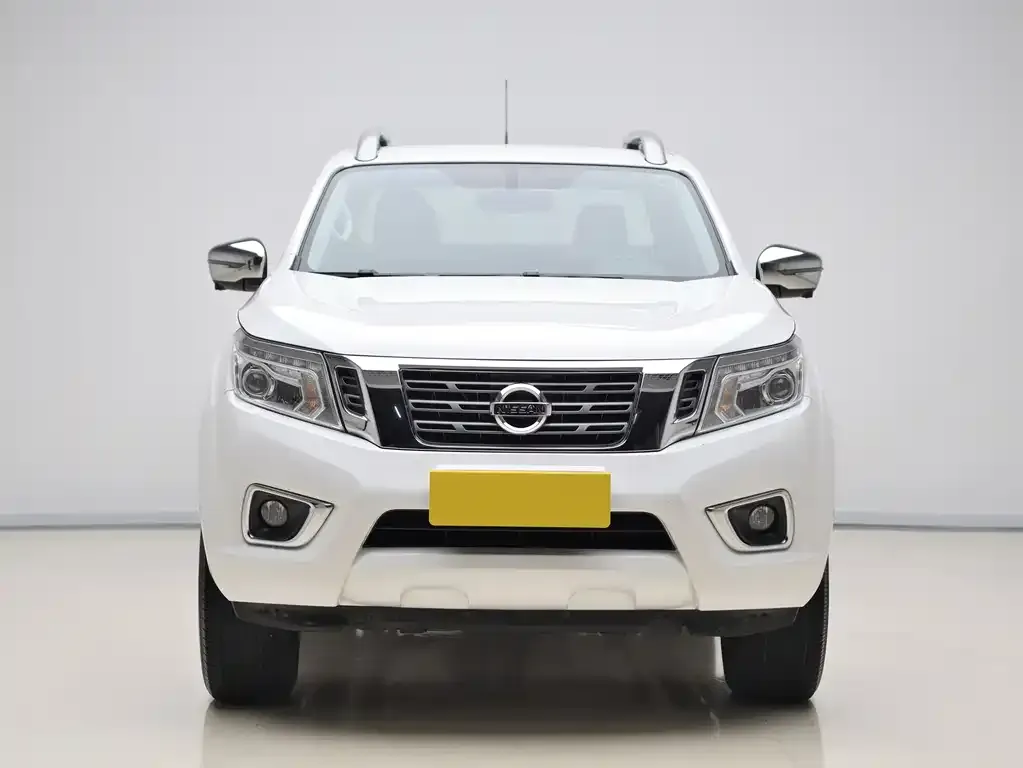 Nissan Navara 2022 из CN, фото 4