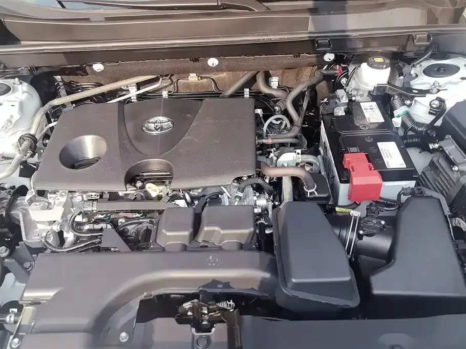 Toyota RAV4 2023 из CN, фото 10
