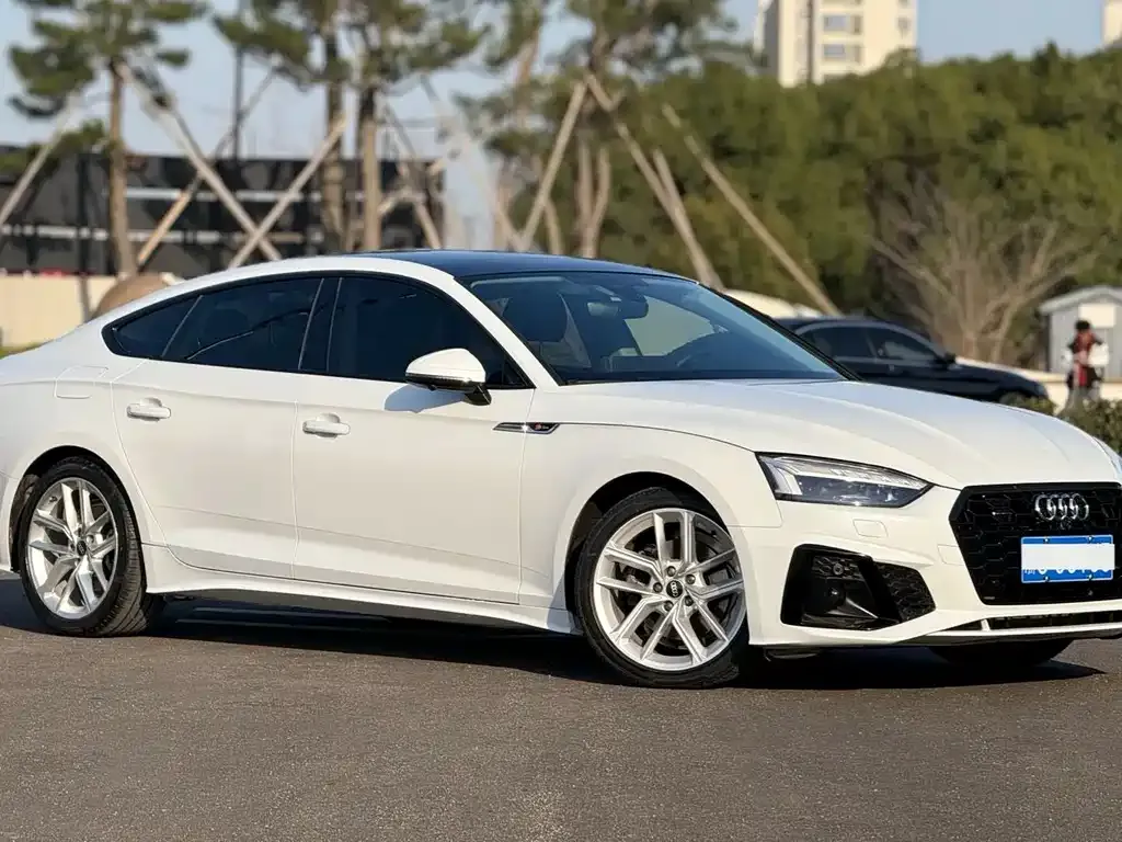 Audi A5 (Import) — фото 2