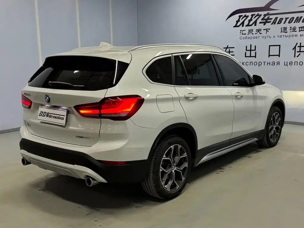 BMW X1 — фото 4