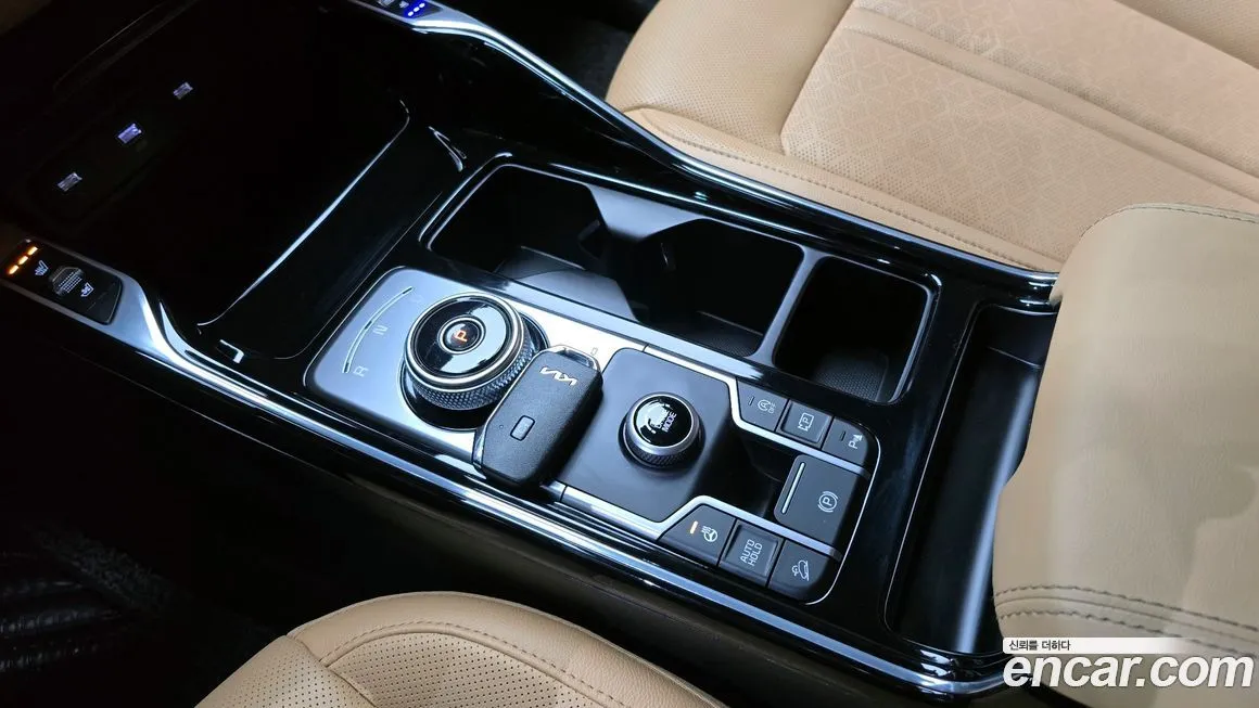 Kia Sorento — фото 4