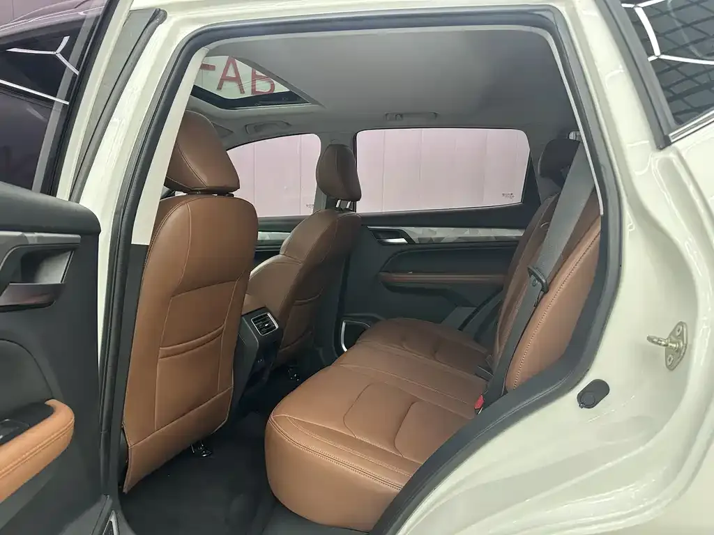Geely Vision X6 2022 из CN, фото 3