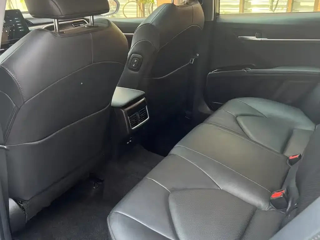 Toyota Camry 2021 из CN, фото 3