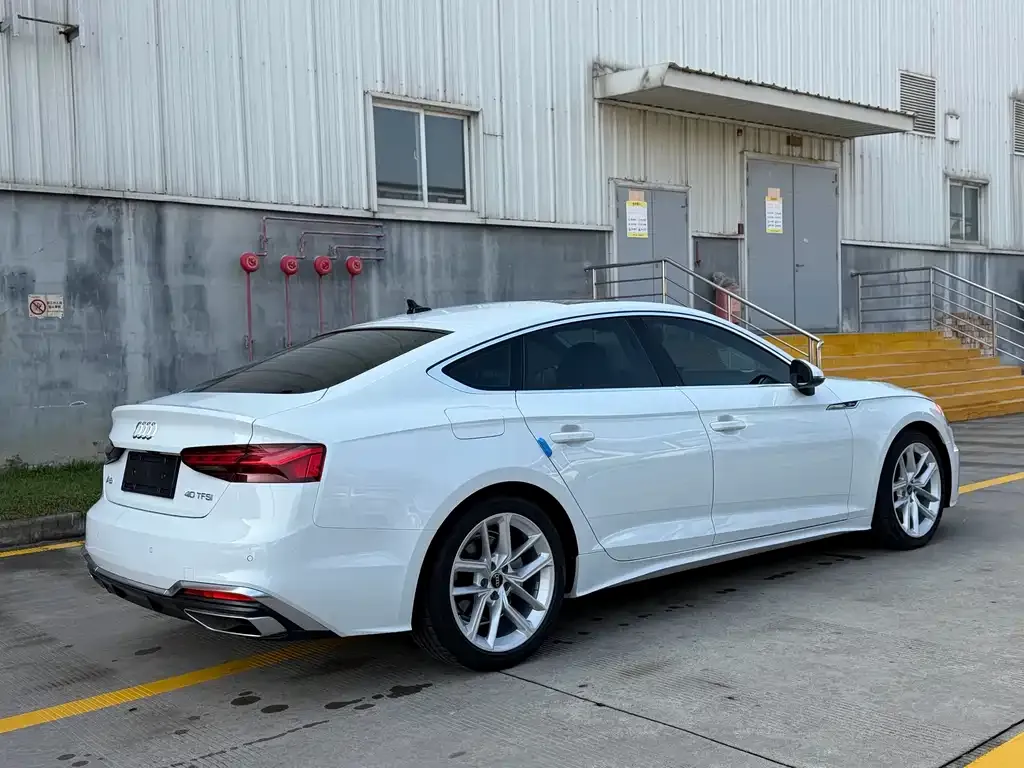 Audi A5 (Import) — фото 3