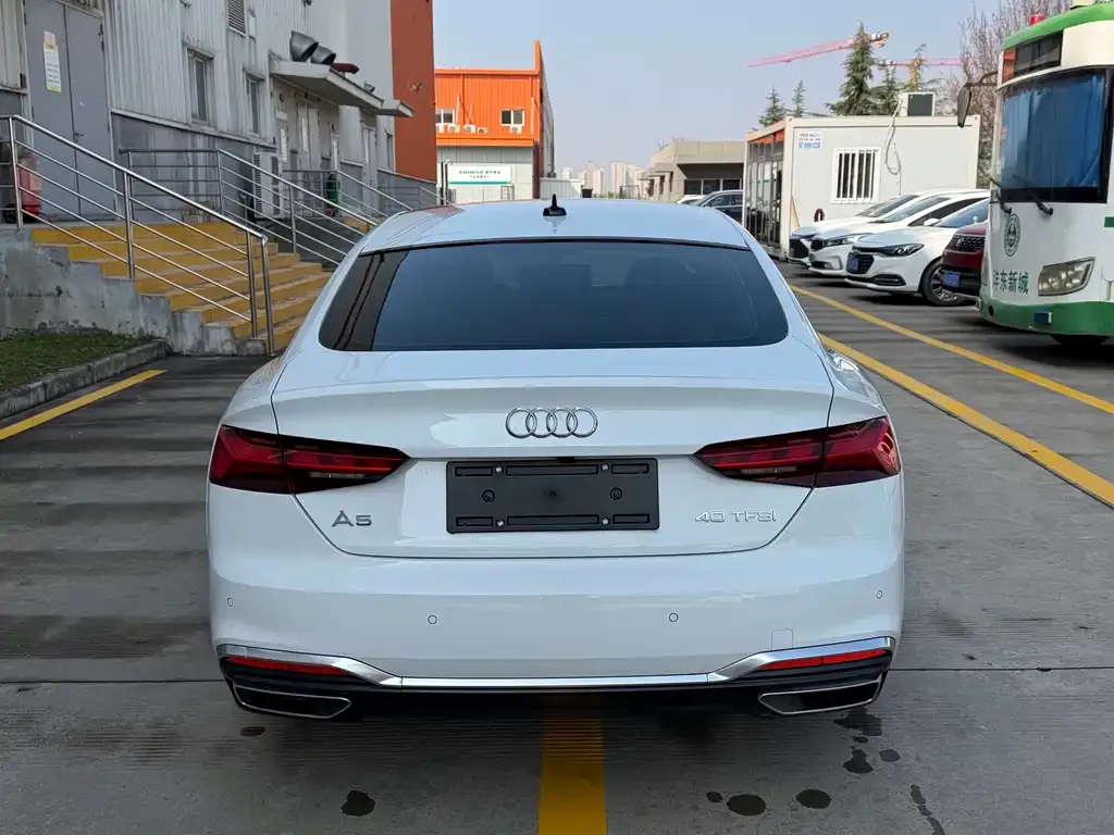 Audi A5 (Import) — фото 7