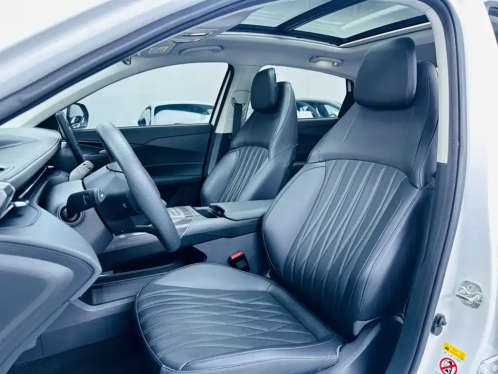 Changan Eado 2024 из CN, фото 4