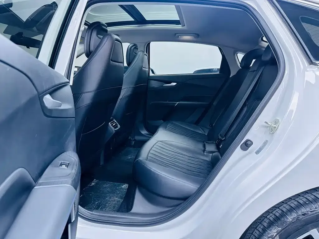 Changan Eado 2024 из CN, фото 5