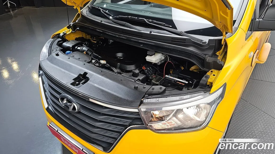 Hyundai Starex 2021 из KR, фото 3