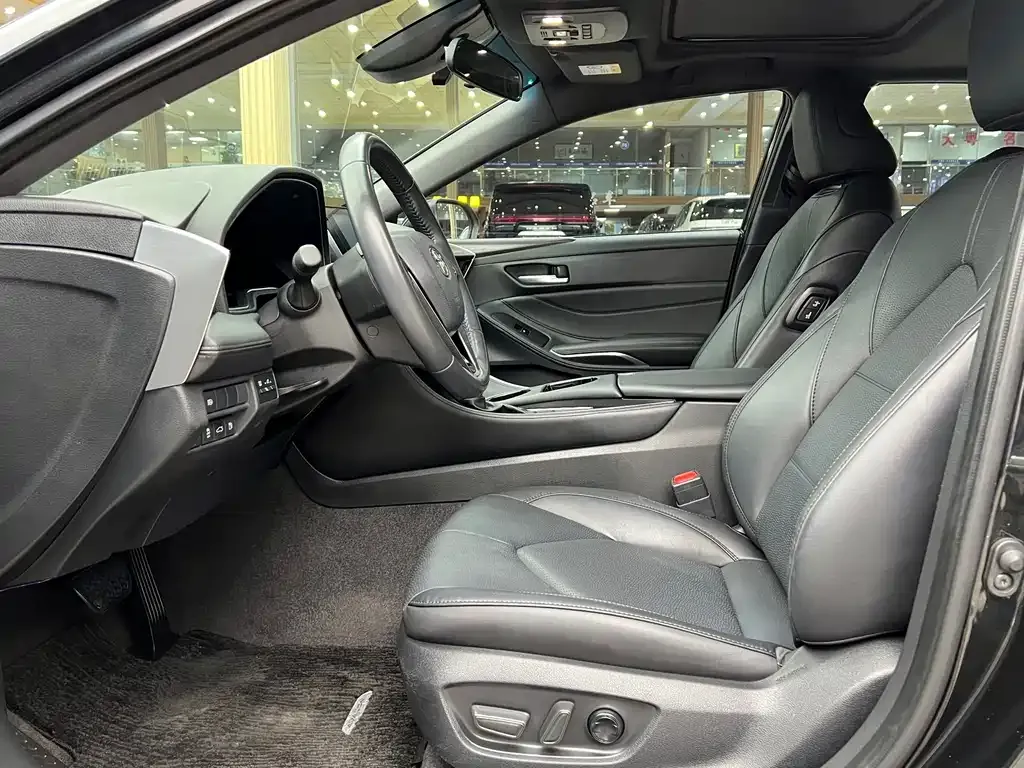 Toyota Avalon 2023 из CN, фото 10