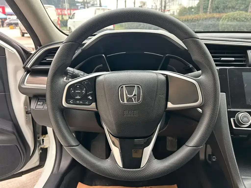 Honda Civic — фото 5