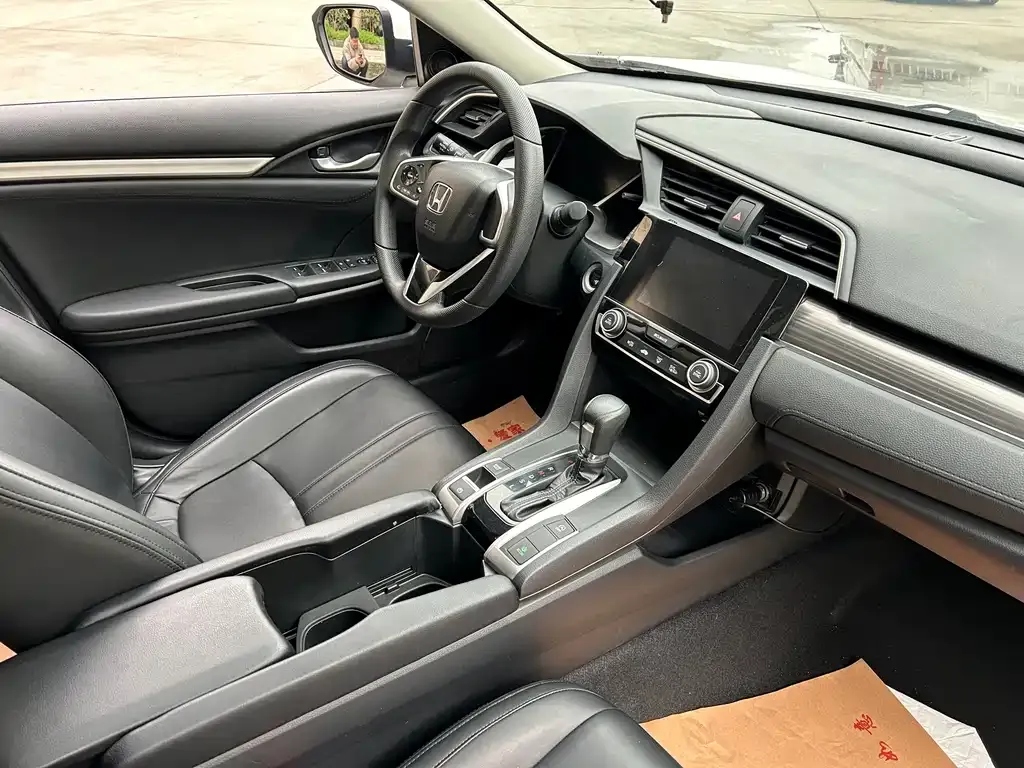 Honda Civic — фото 2