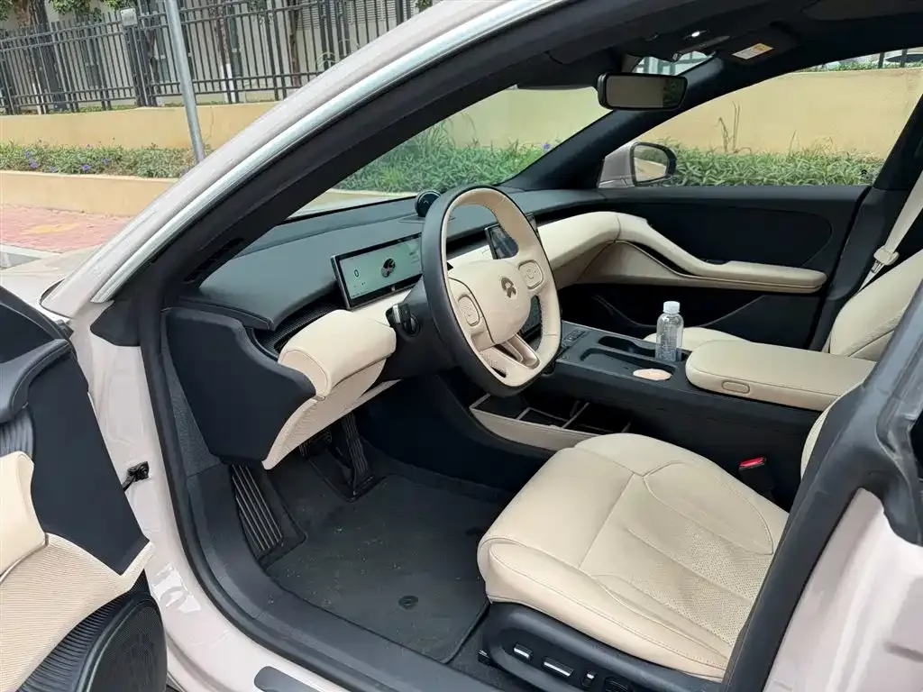 NIO ET5T 2024 из CN, фото 7