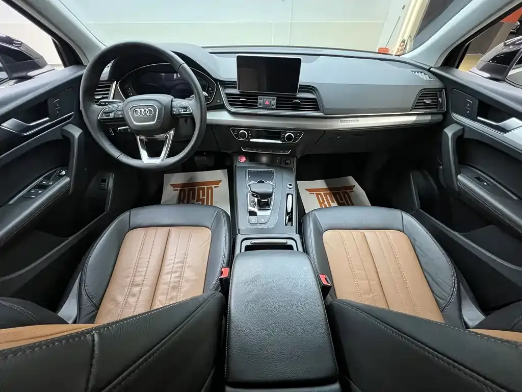 Audi Q5L 2021 из CN, фото 7