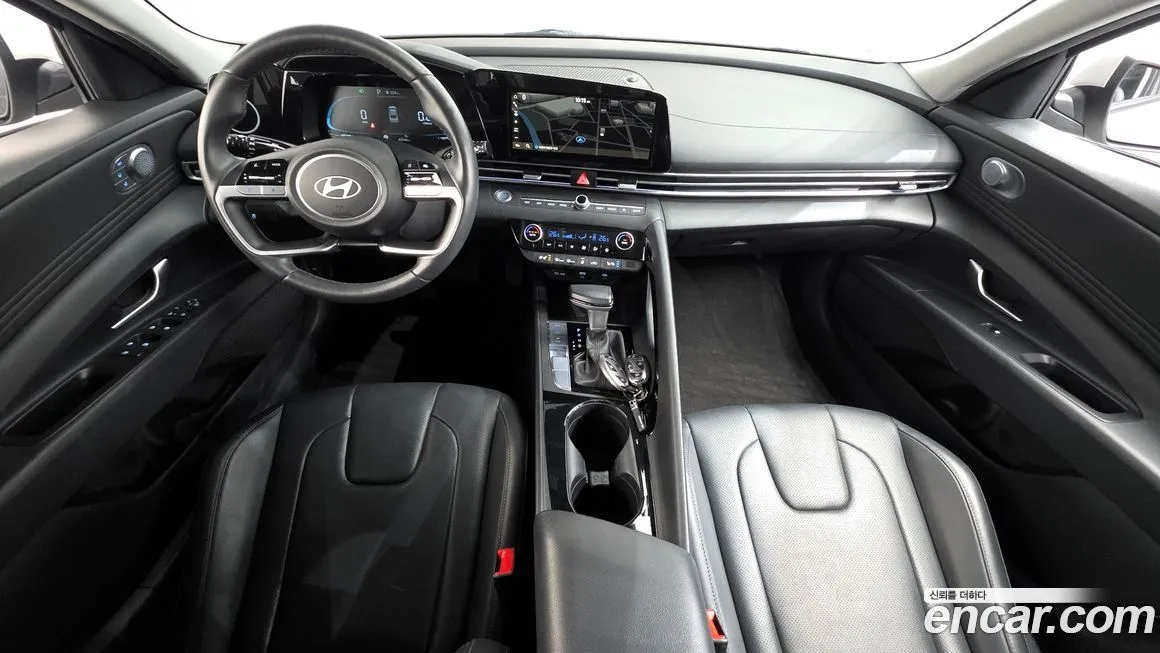 Hyundai AVANTE — фото 2