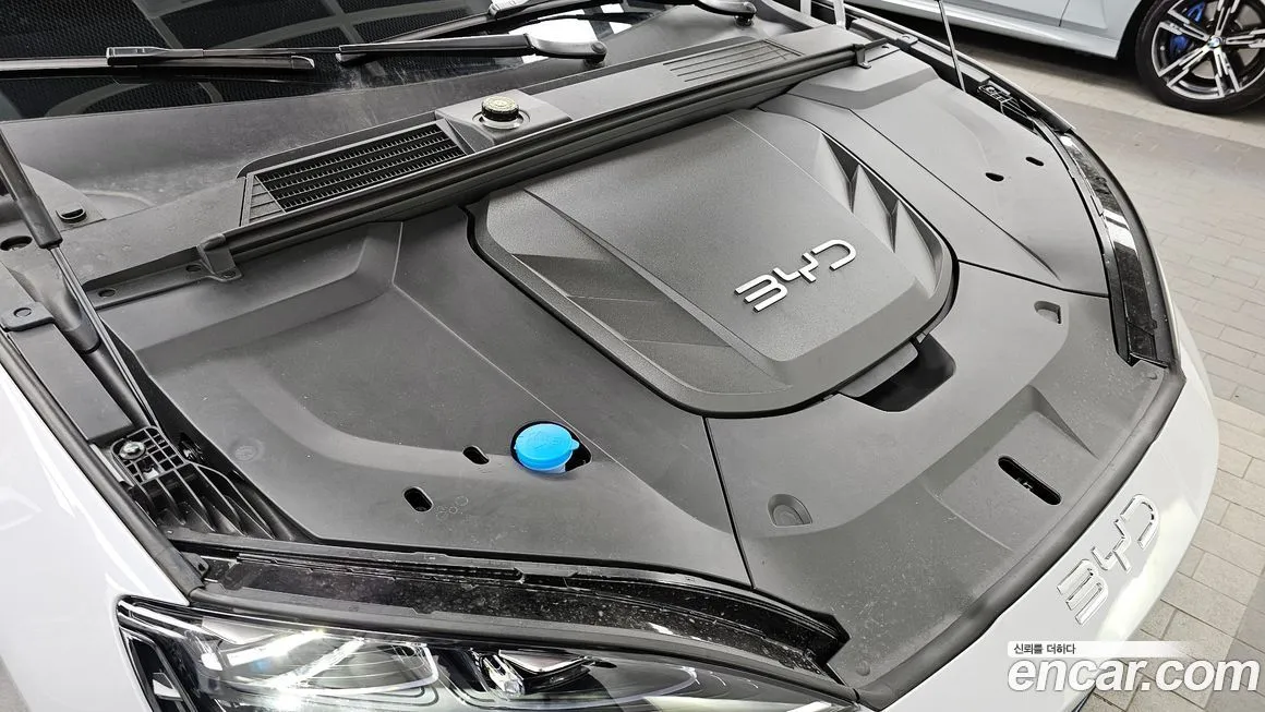 BYD Seal — фото 10