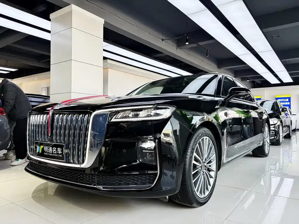 Hongqi H9 — фото 1