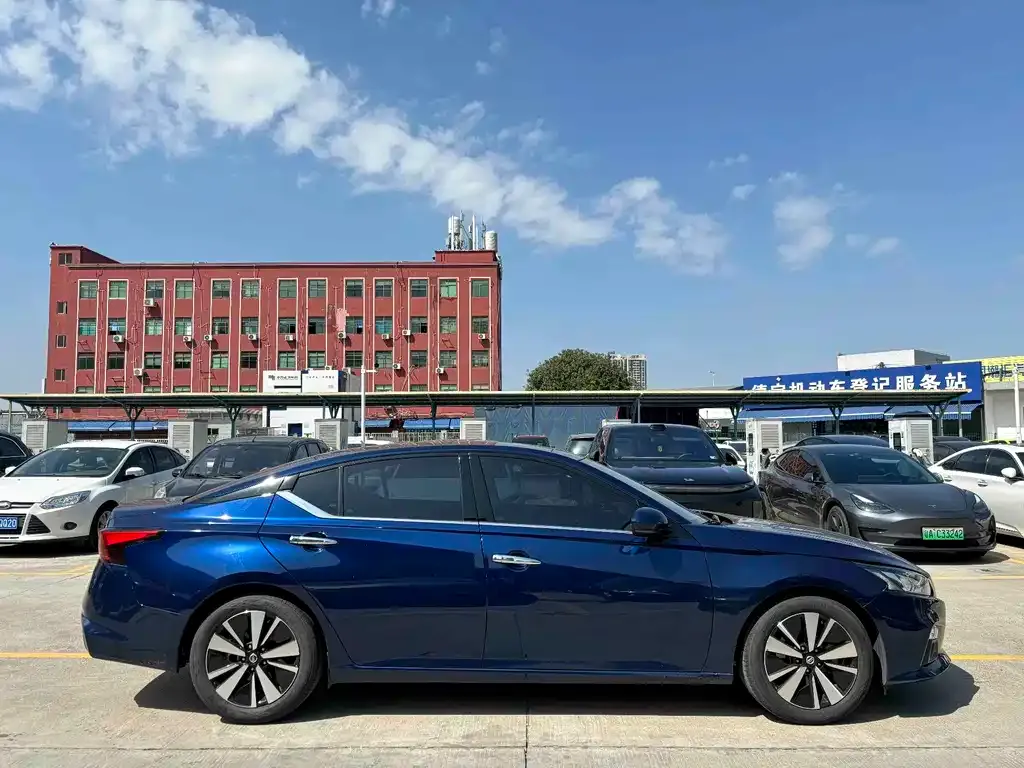 Nissan Teana 2021 из CN, фото 2