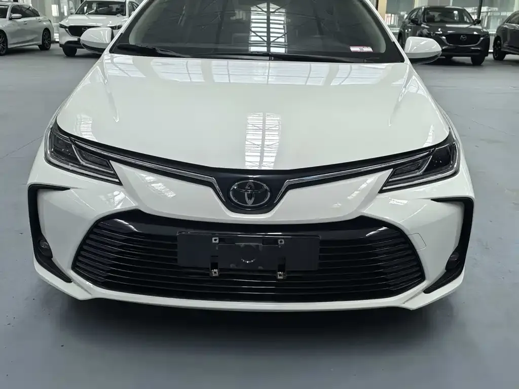 Toyota Corolla 2021 из CN, фото 1
