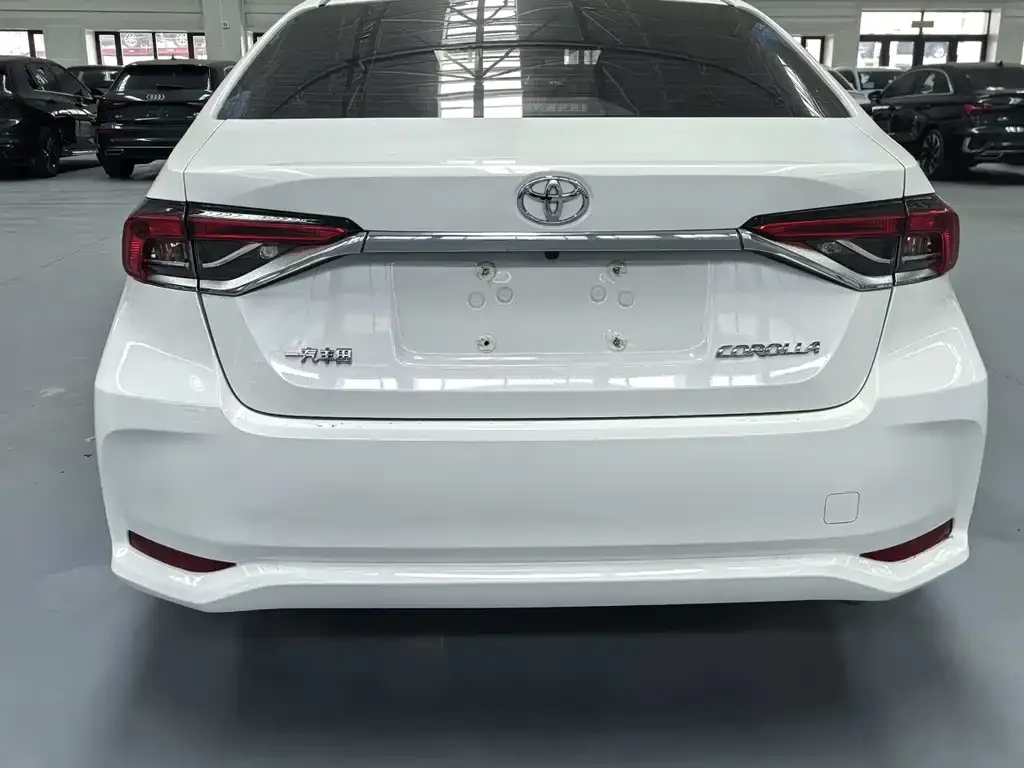 Toyota Corolla 2021 из CN, фото 4