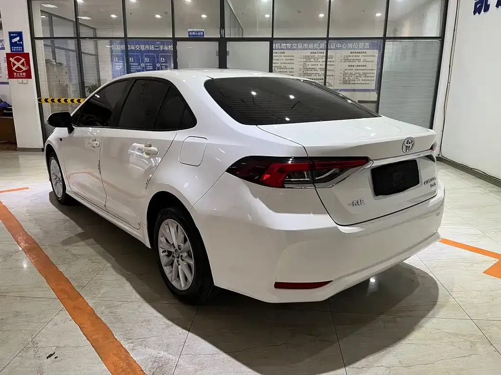 Toyota Corolla 2022 из CN, фото 5