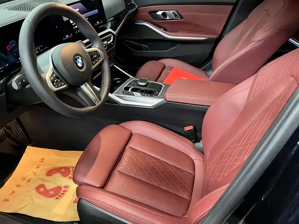 BMW 3 Series 2024 из CN, фото 2