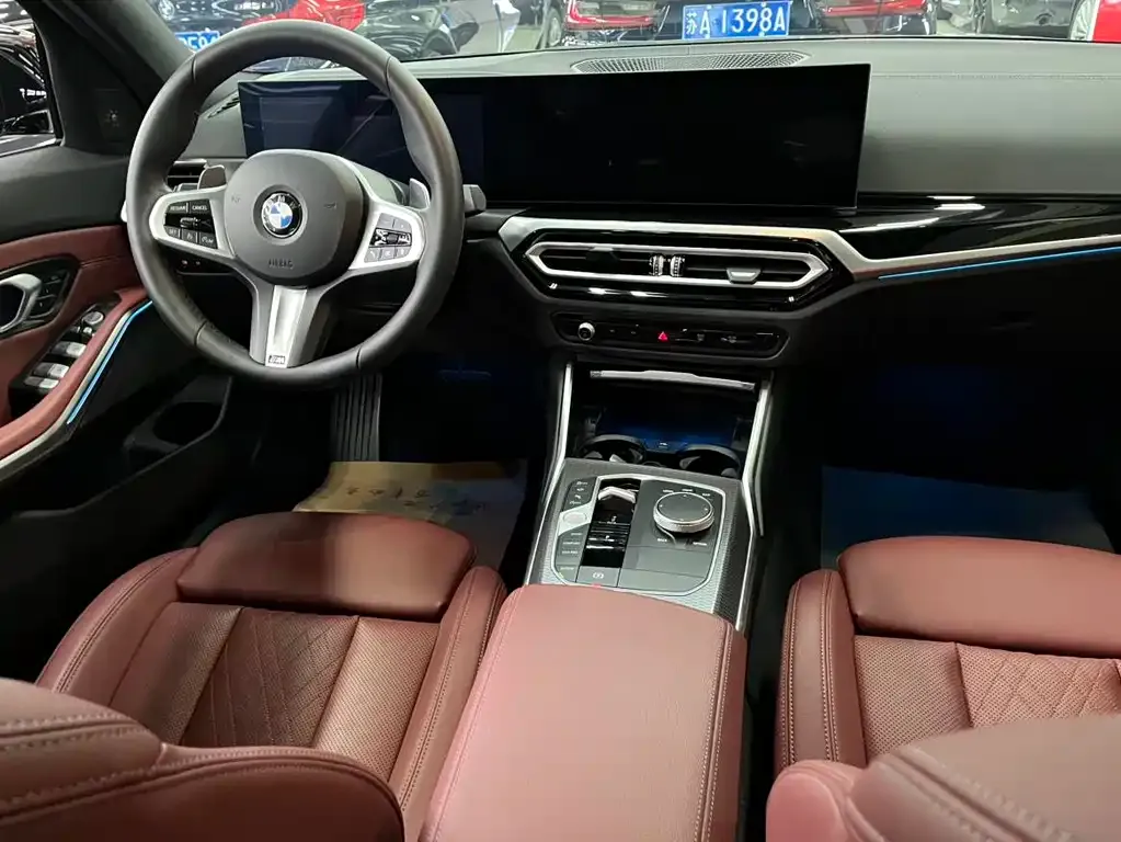 BMW 3 Series 2024 из CN, фото 3