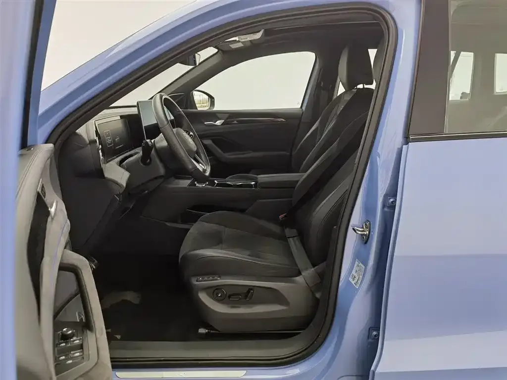 Volkswagen Tiguan L 2026 из CN, фото 2