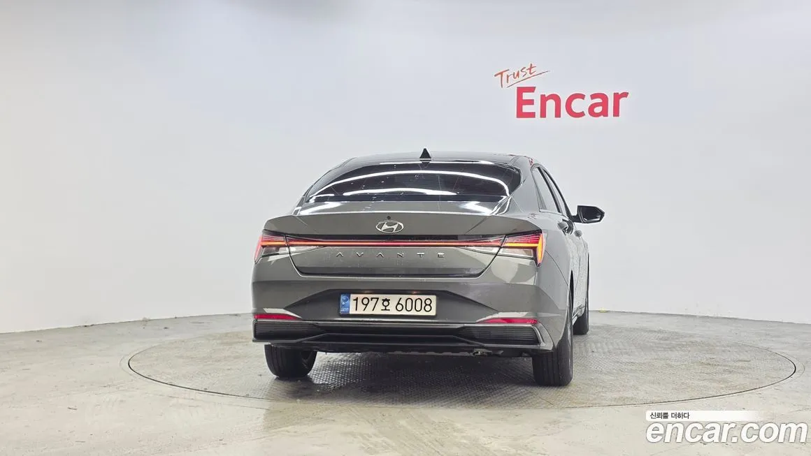 Hyundai AVANTE — фото 4