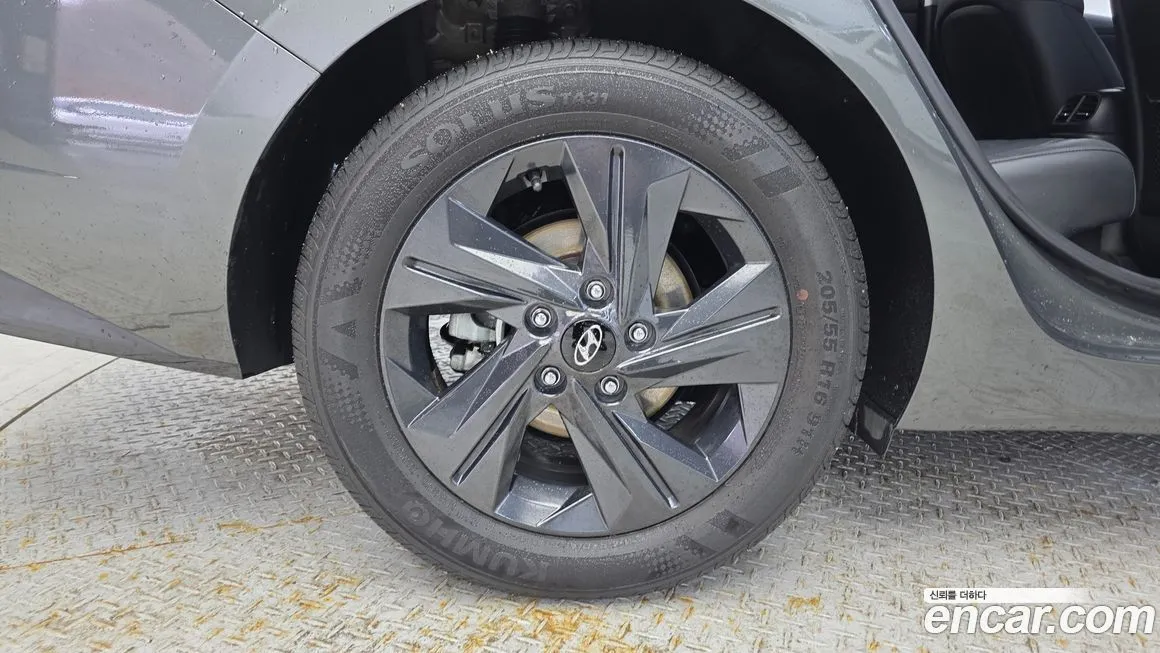 Hyundai AVANTE — фото 7