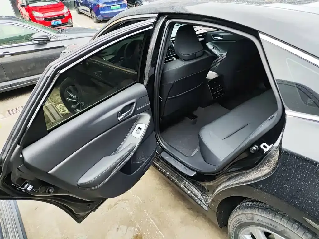 Toyota Avalon 2026 из CN, фото 7
