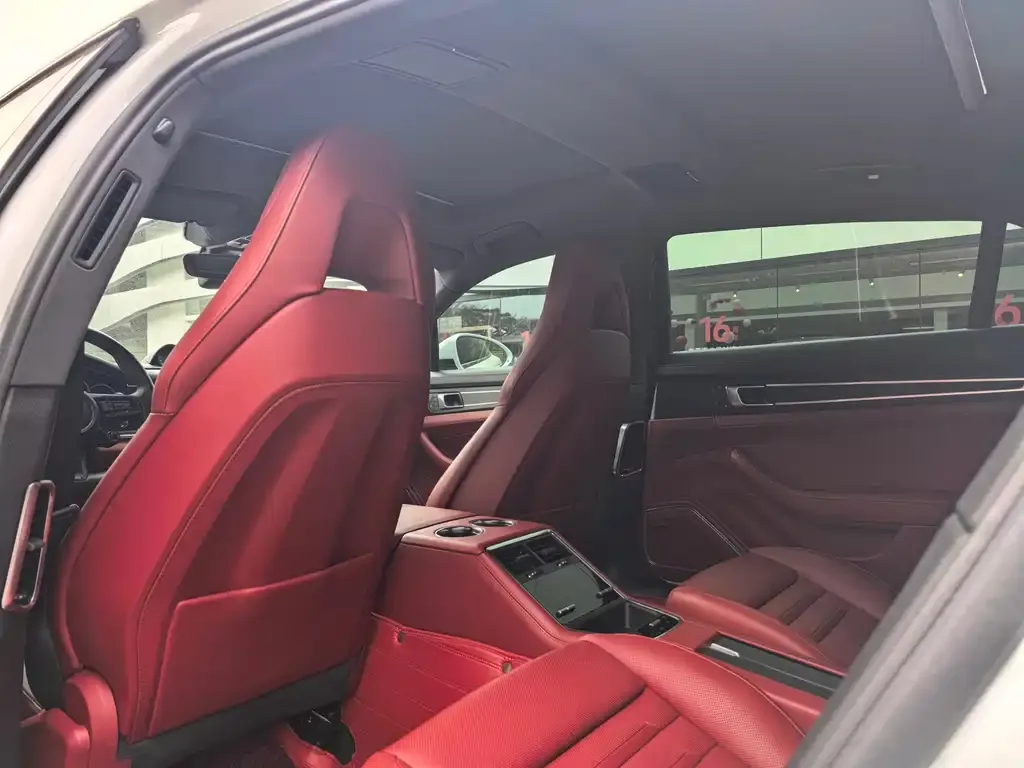 Porsche Panamera 2024 из CN, фото 2