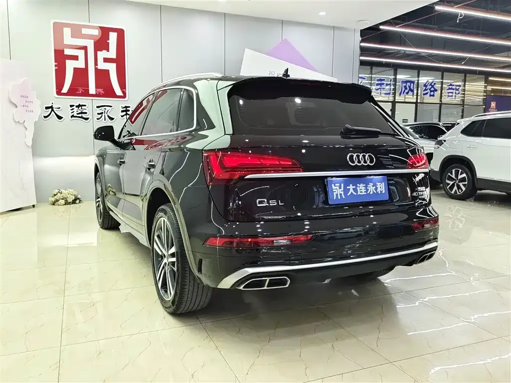 Audi Q5L 2022 из CN, фото 2