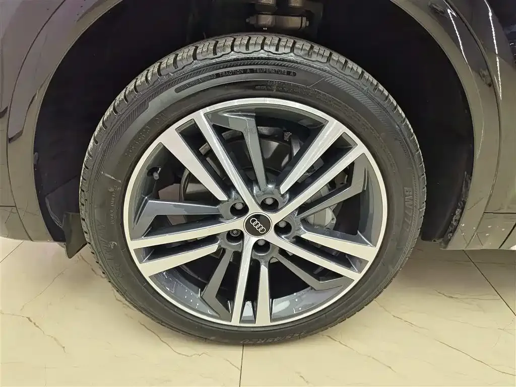 Audi Q5L 2022 из CN, фото 6