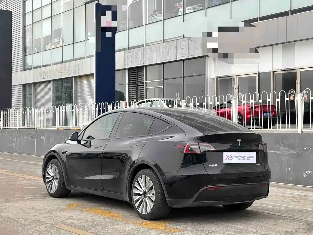 Tesla Model Y 2022 из CN, фото 8